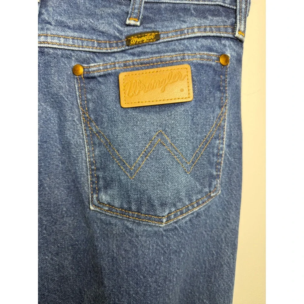 Wrangler 13MWZ Cowboy Cut Jeans Mens 32x29 Blue Denim Made in USA Straight Leg
